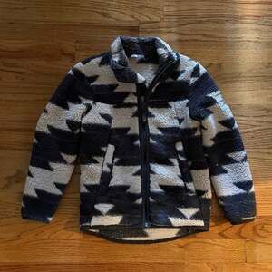 The North Face Girls' Campshire Full-Zip Sherpa Fleece Jacket size 5